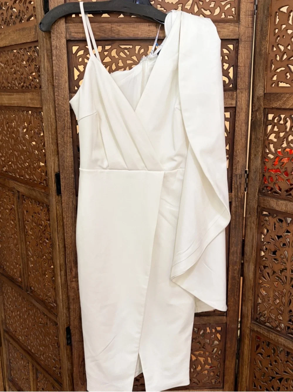 Lavish Alice Half Cape Capelet One Shoulder Wrap Sheath White Dress sz 2 - Picture 5 of 10
